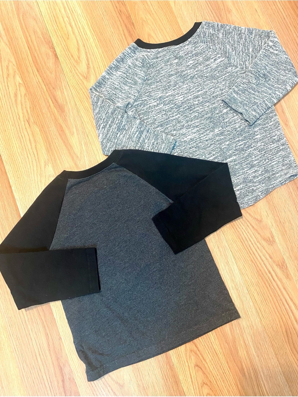 🖤🩶 5T BOYS LONG SLEEVE SHIRTS BUNDLE OF 5! WARM WINTER SHIRTS THERMAL SOFT - Picture 4 of 12